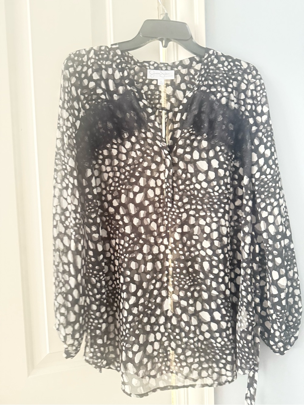 Jessica Simpson maternity top